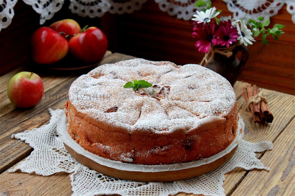 Пирог с яблоками без яиц простой с дрожжами